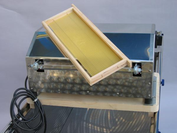 Elektrische Entdeckelungsmaschine - mit beheizter Klinge